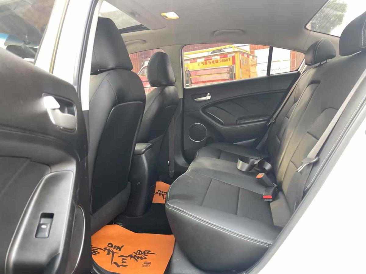 起亞 K3  2015款 1.6L 自動GL圖片