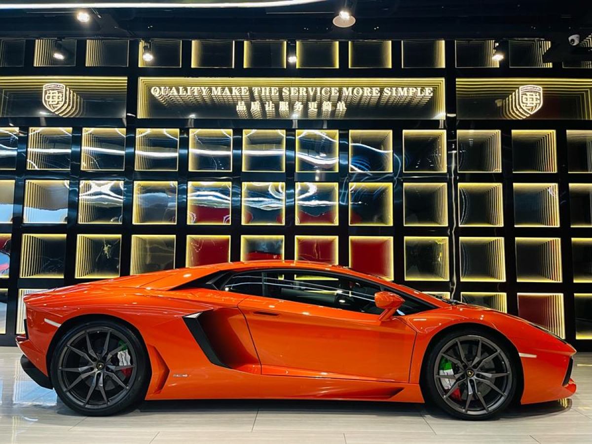 蘭博基尼 Aventador  2013款 LP 700-4 Roadster圖片