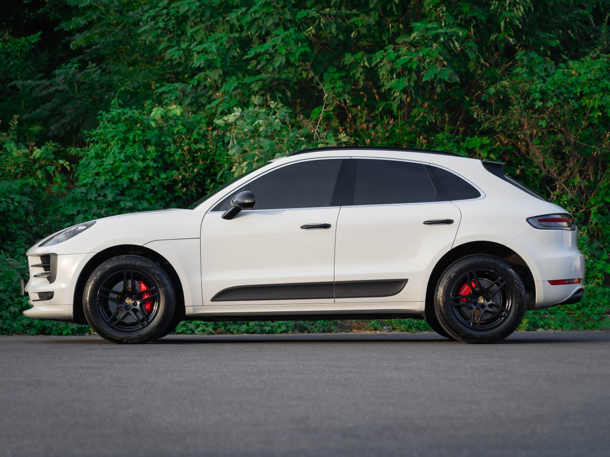 2019年2月保時(shí)捷 Macan  2023款 Macan 2.0T