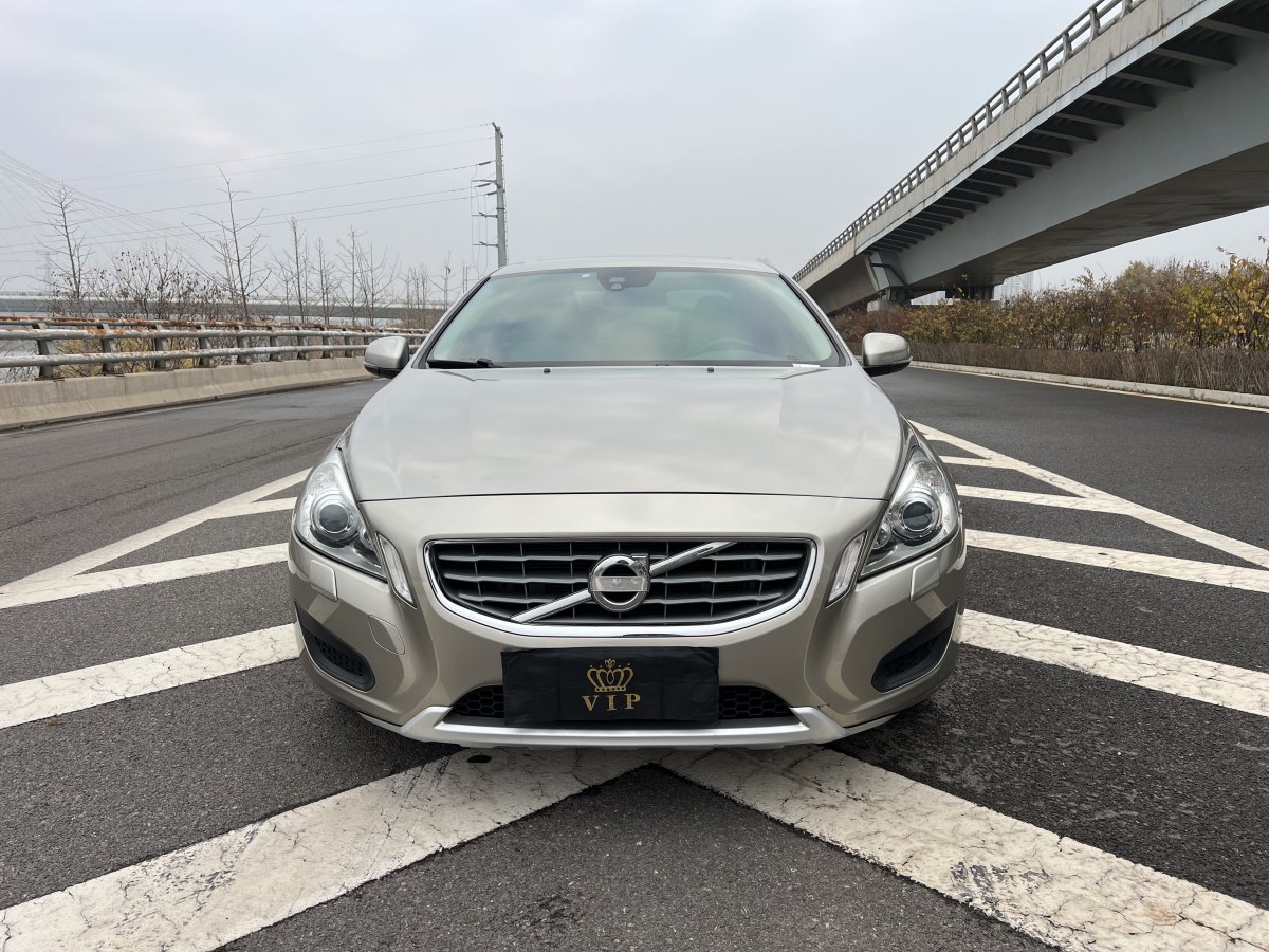 沃爾沃 S60  2012款 1.6T DRIVe 舒適版圖片