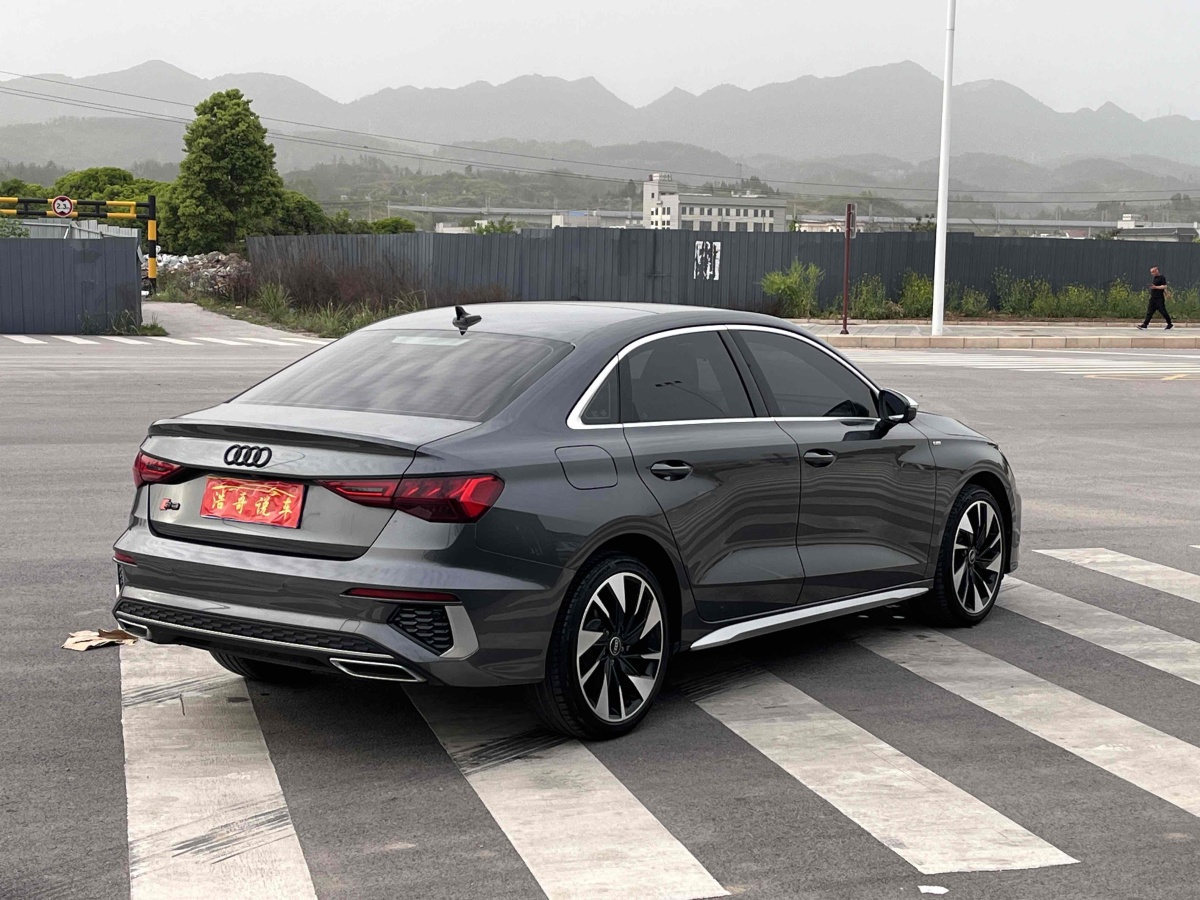奧迪 奧迪A3  2022款 A3L Limousine 35 TFSI 豪華運(yùn)動型圖片
