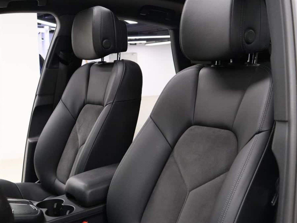 保時(shí)捷 Macan  2016款 Macan 2.0T圖片