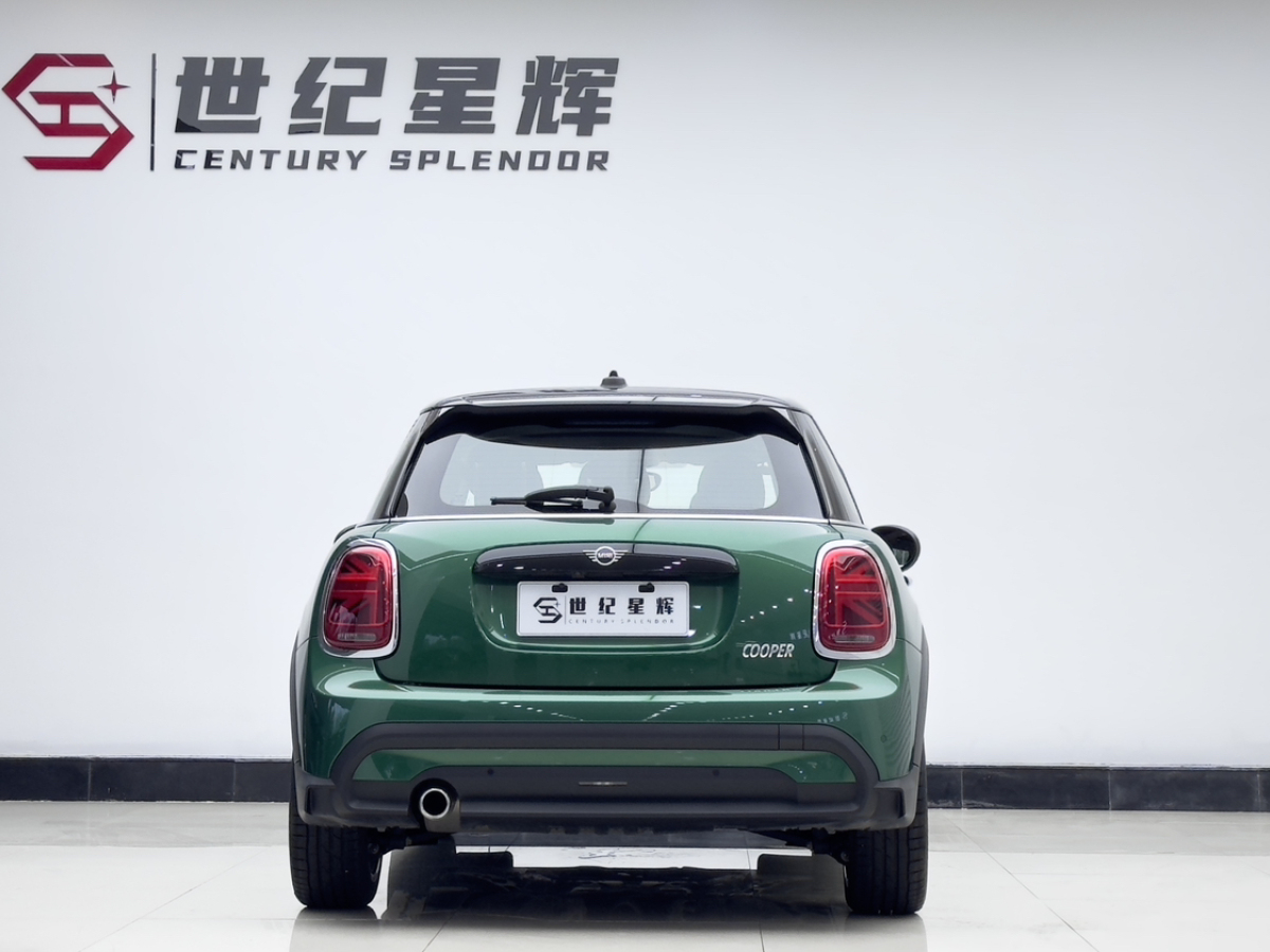 MINI MINI  2023款 改款 1.5T COOPER 藝術家 五門版圖片