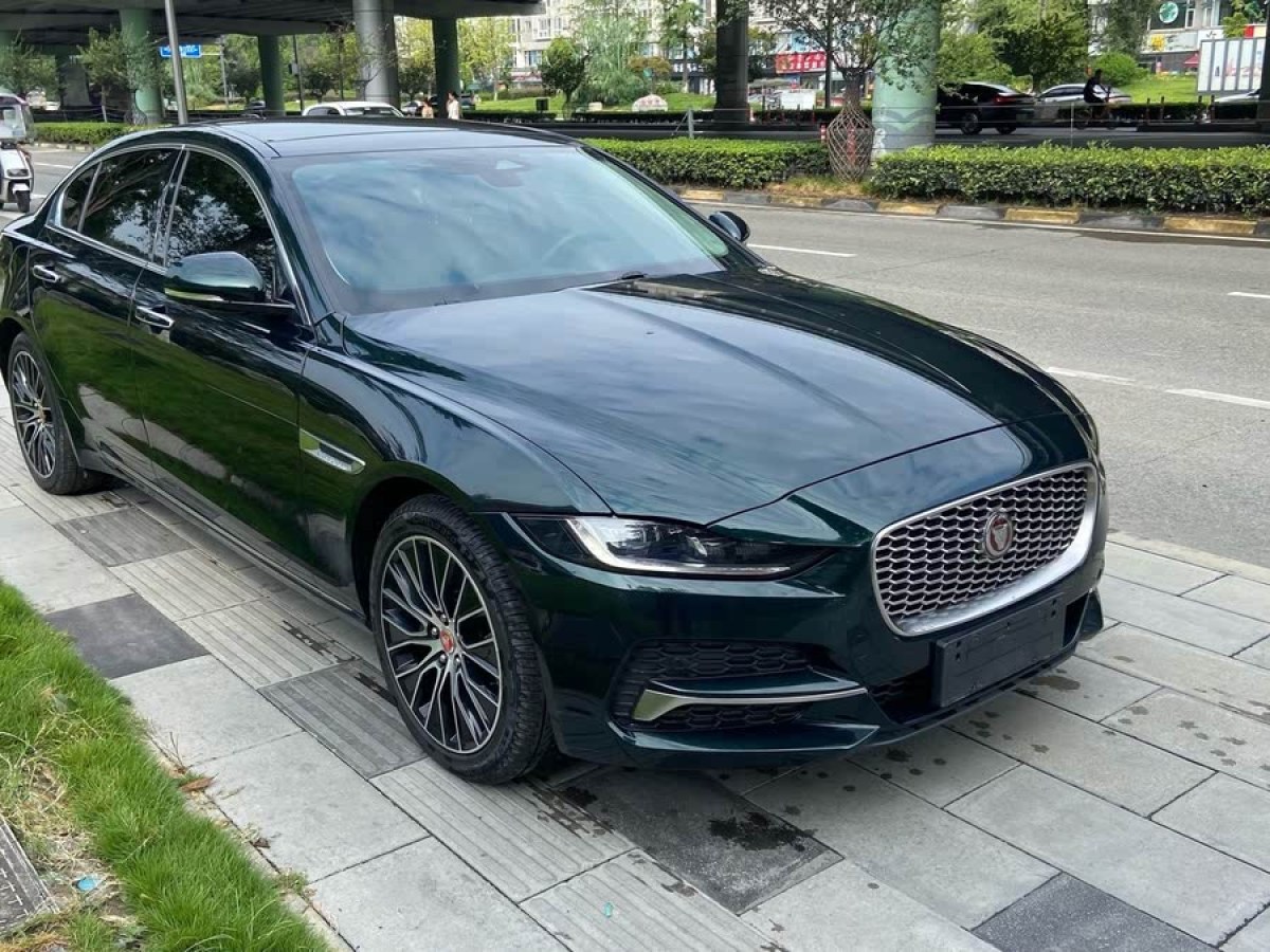 捷豹 XEL  2022款 2.0T 200PS R-DYNAMIC 青春運(yùn)動版圖片