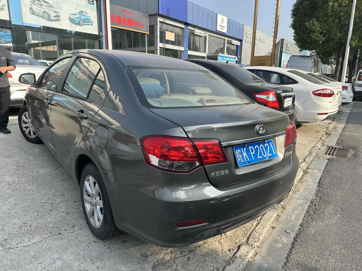 長(zhǎng)城 C30  2012款 1.5L 手動(dòng)舒適型圖片