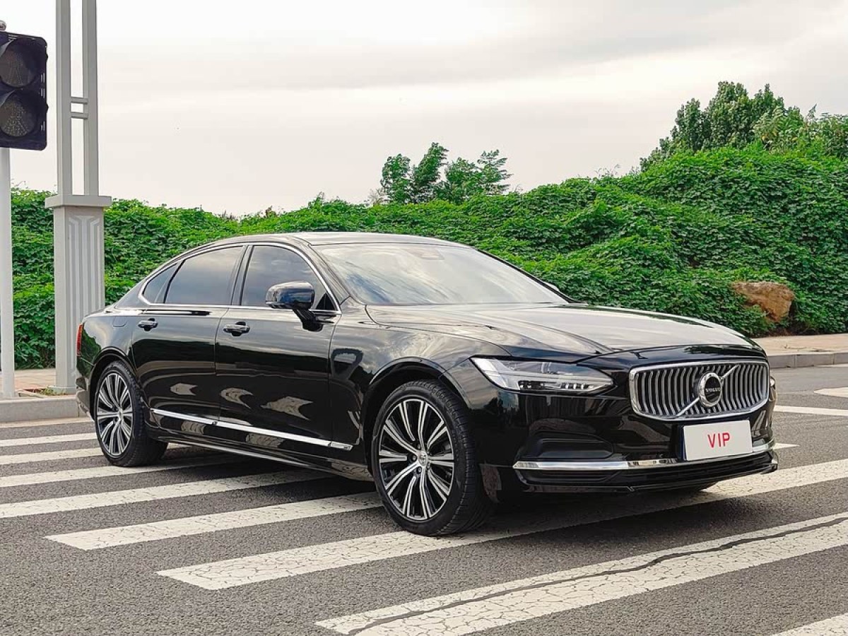 沃爾沃 S90  2023款 B5 智遠(yuǎn)豪華版圖片