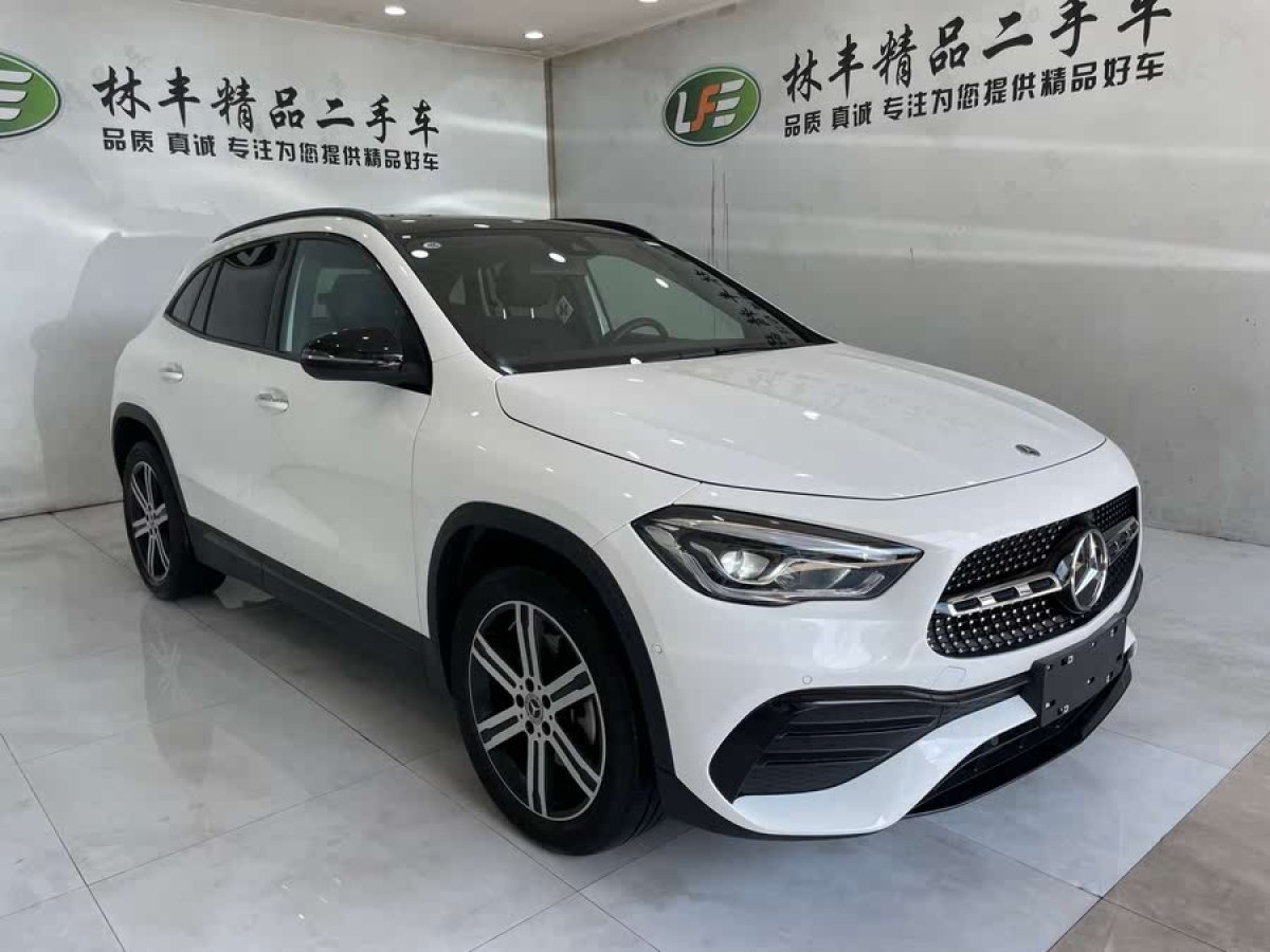 奔馳 奔馳GLA  2023款 GLA 220 4MATIC圖片