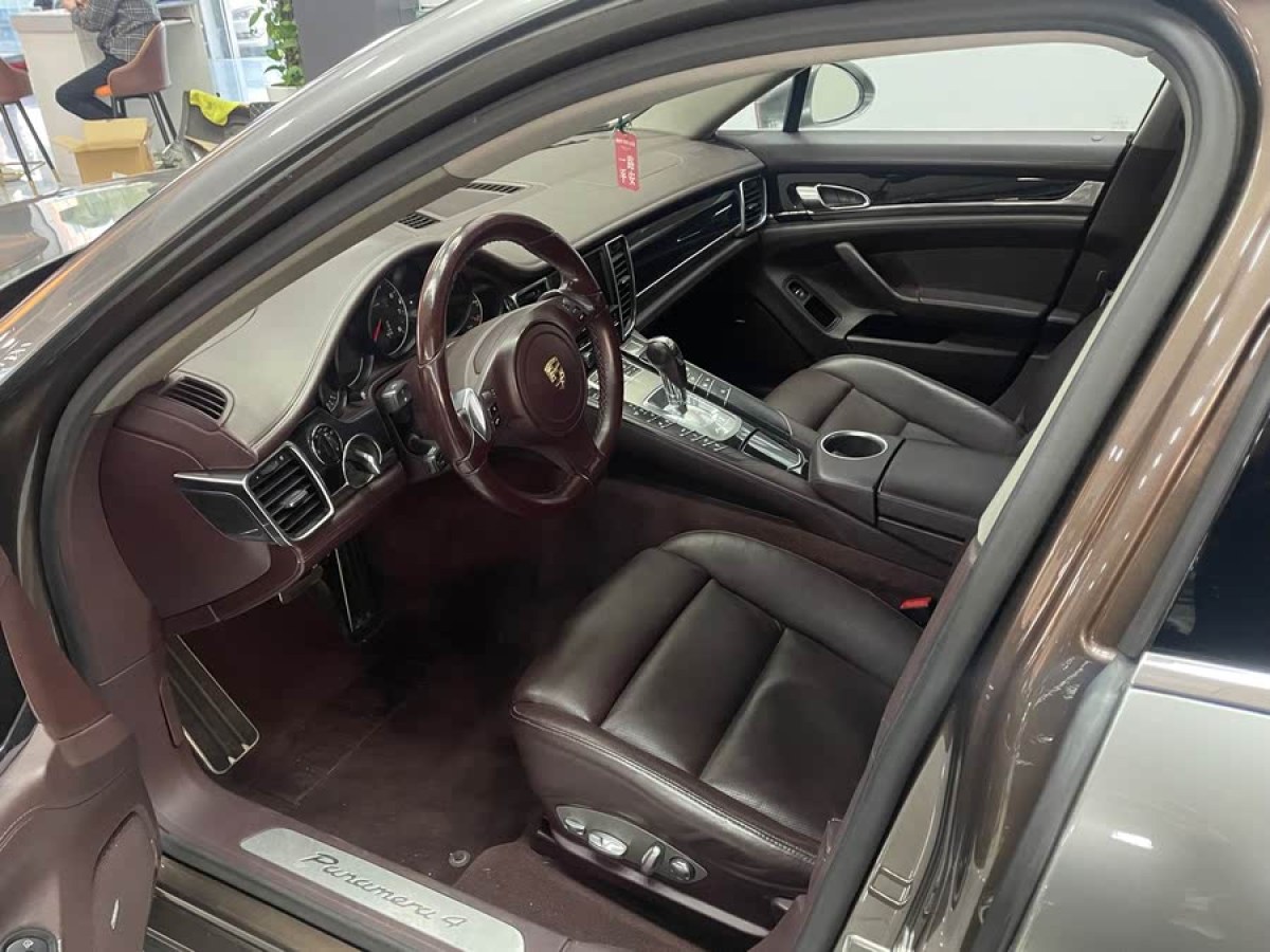 保時(shí)捷 Panamera  2014款 Panamera 4 3.0T圖片