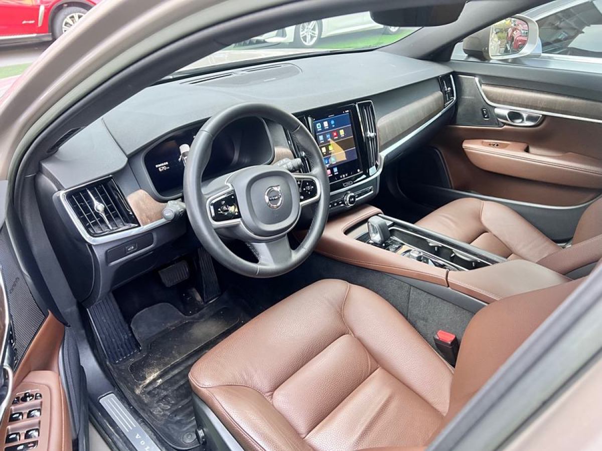 2023年1月沃爾沃 V90  2023款 Cross Country B5 AWD 智遠(yuǎn)版