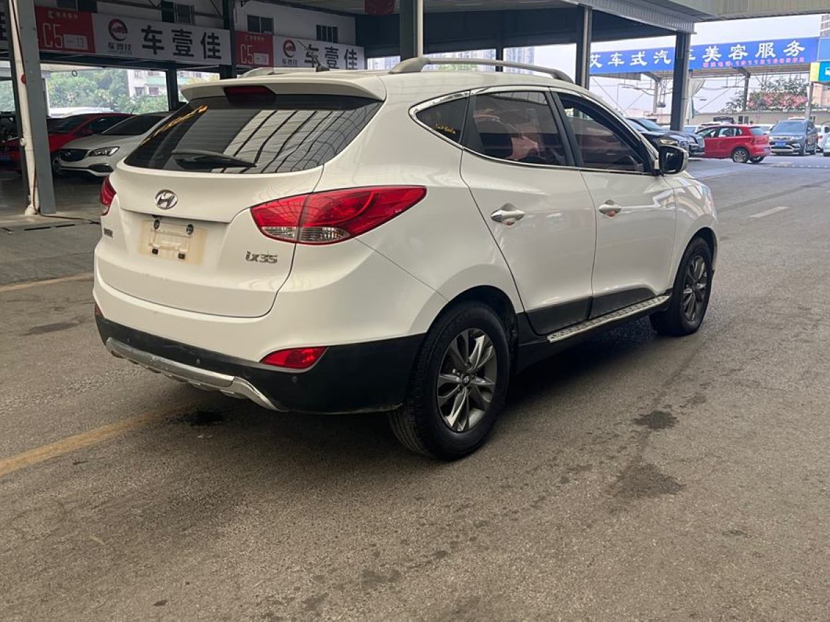 現(xiàn)代 ix35  2013款 2.0L 自動兩驅(qū)舒適型GL 國IV圖片