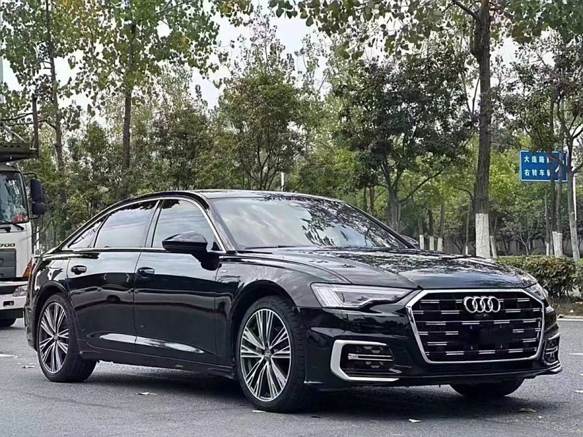 奧迪 奧迪A6L  2021款 45 TFSI quattro 臻選動(dòng)感型圖片