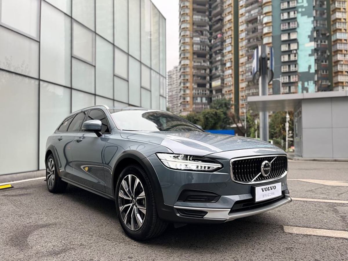 沃爾沃 V90  2025款 Cross Country B5 AWD 智遠(yuǎn)版圖片