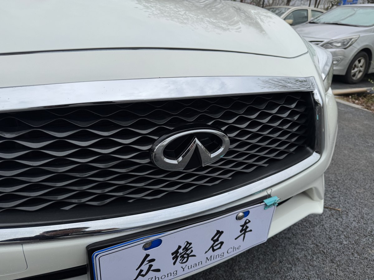 英菲尼迪 Q50L  2021款 2.0T 舒適版圖片