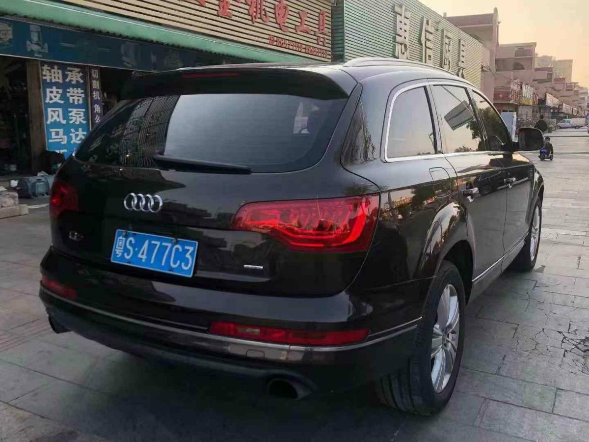 奧迪 奧迪Q7  2016款 40 TFSI S line運(yùn)動(dòng)型圖片