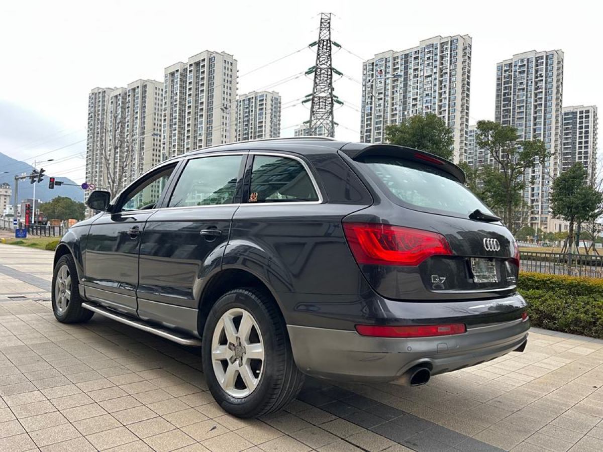 奧迪 奧迪Q7  2013款 35 TFSI 專享型圖片