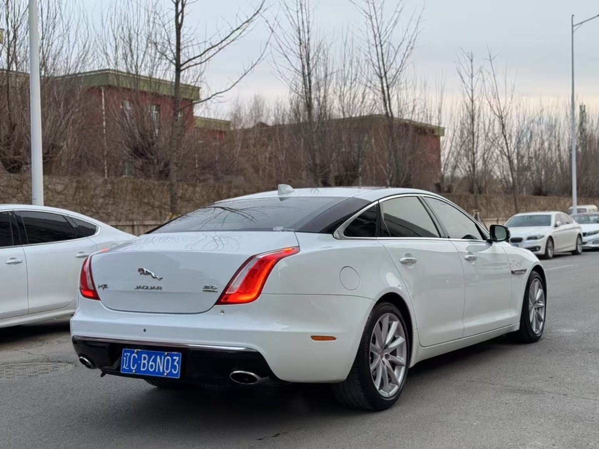 2019年1月捷豹 XJ  2018款 XJL 3.0 SC 四驅(qū)全景商務(wù)版