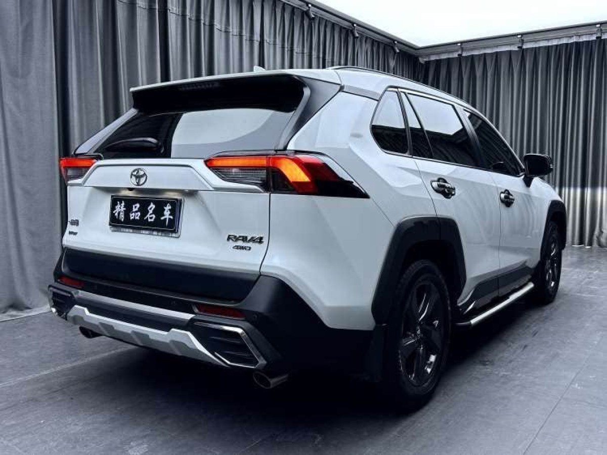 豐田 RAV4榮放  2022款 2.0L CVT四驅(qū)風(fēng)尚Plus版圖片