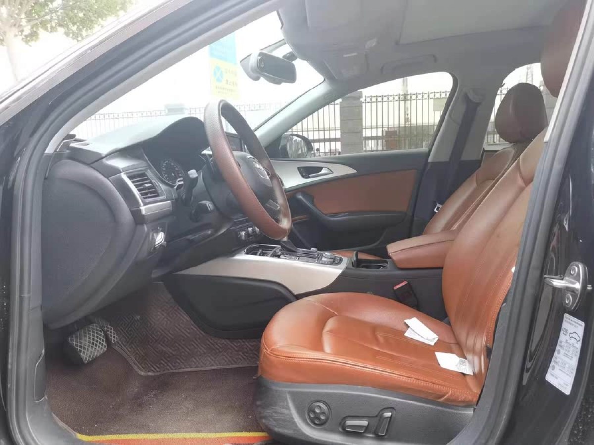 奧迪 奧迪A6L  2014款 TFSI 標(biāo)準(zhǔn)型圖片