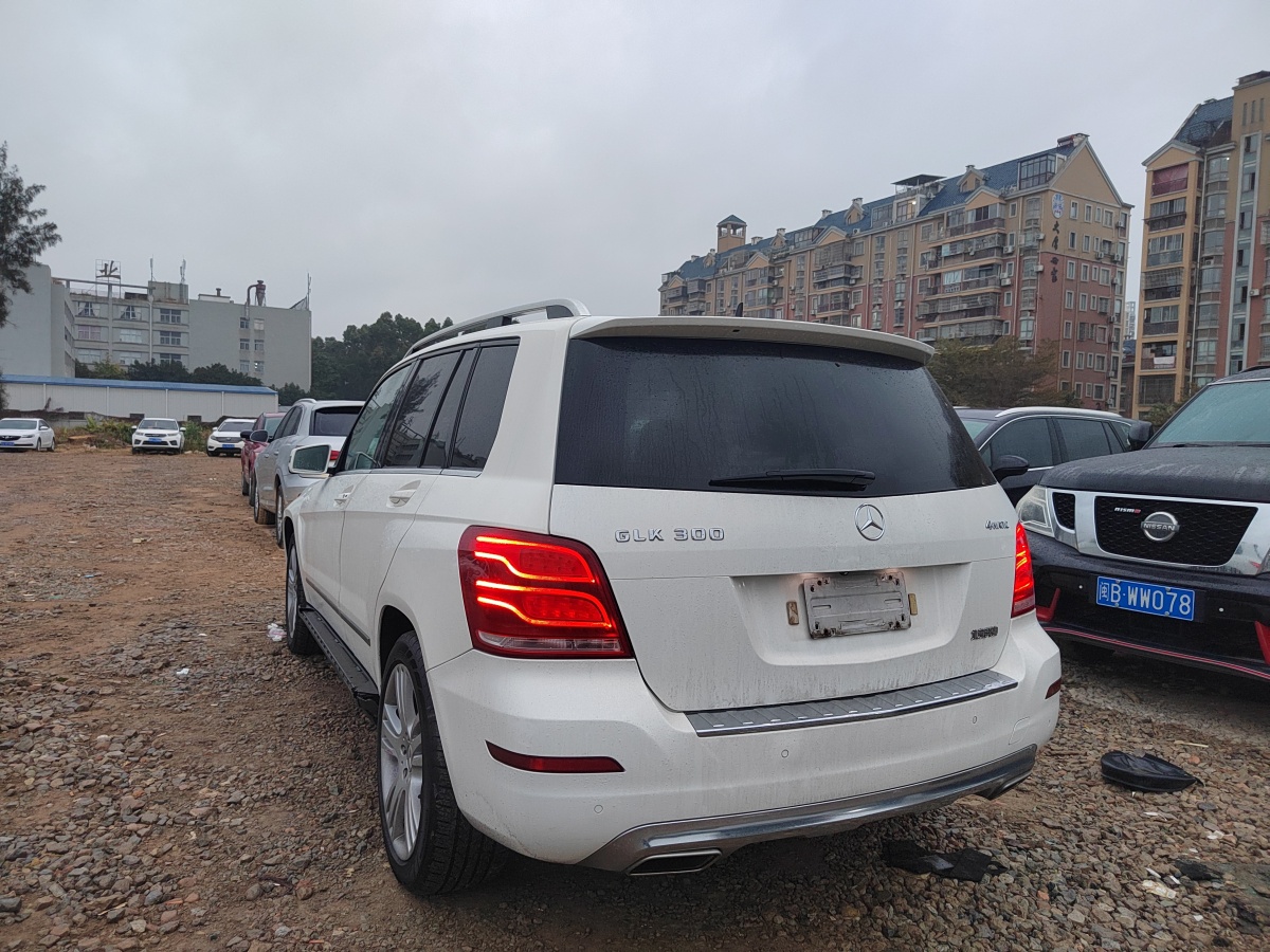 奔馳 奔馳GLK級  2013款 改款 GLK 300 4MATIC 時尚型圖片