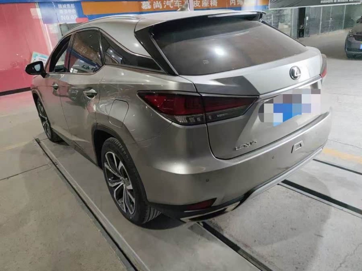 2021年9月雷克薩斯 RX  2021款 300 四驅(qū)F SPORT