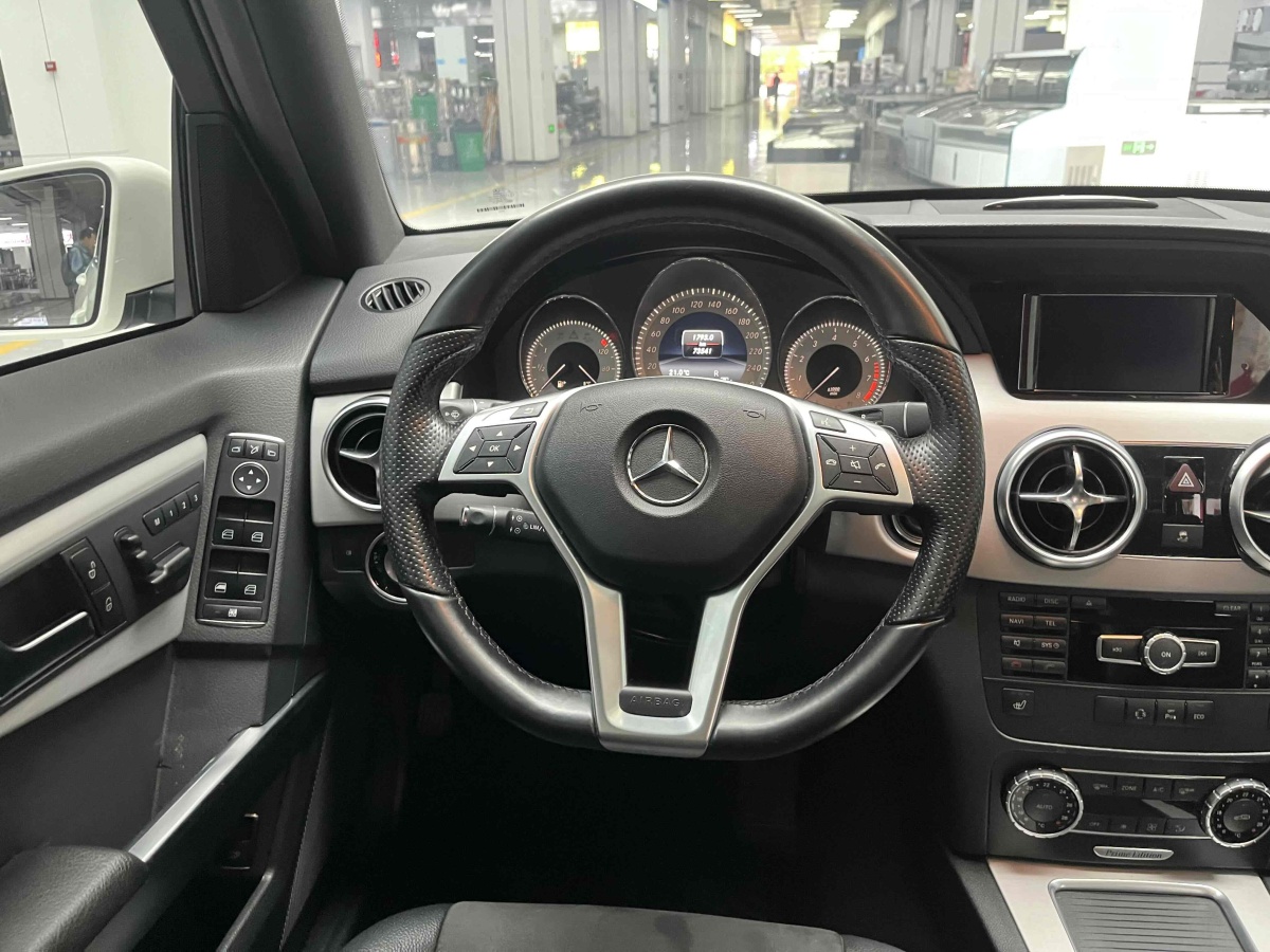 2016年1月奔馳 奔馳GLK級  2015款 GLK 260 4MATIC 時尚型 極致版