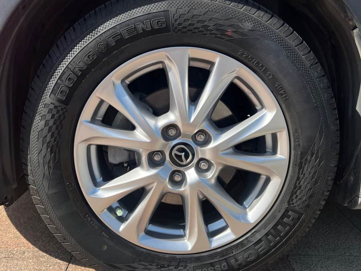 馬自達 CX-4  2016款 2.0L 自動兩驅(qū)藍天品位版圖片