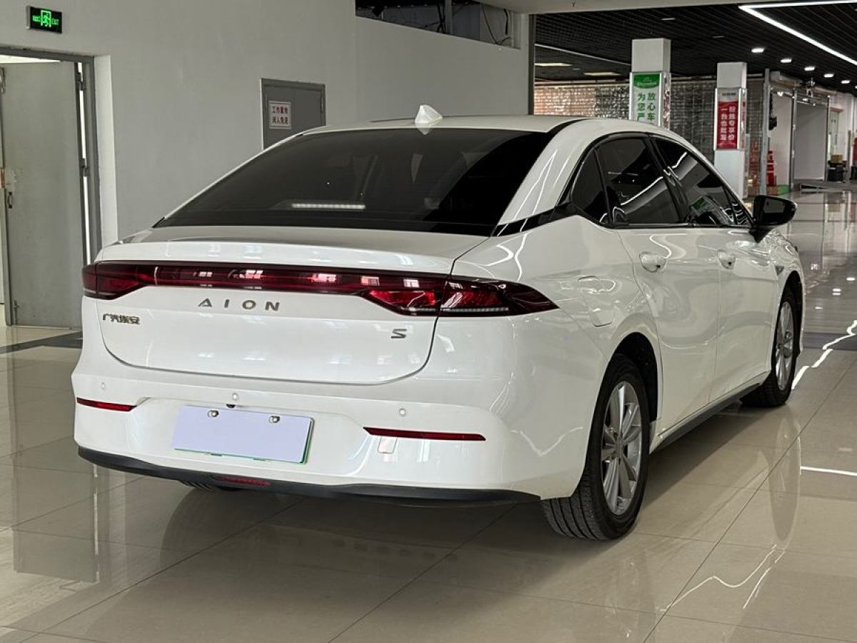 埃安 AION S  2022款 魅 580图片