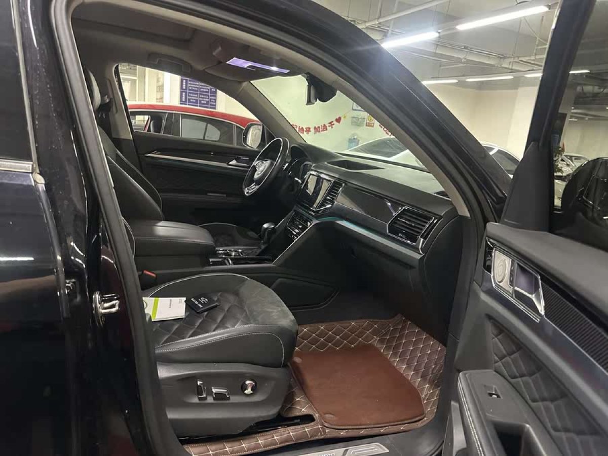 大眾 途昂  2023款 改款 380TSI 四驅(qū)尊崇豪華版圖片