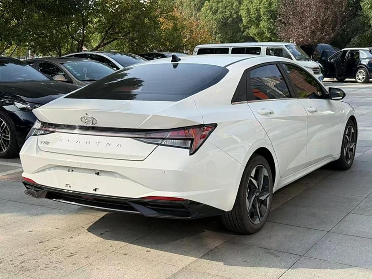 現(xiàn)代 伊蘭特  2023款 1.5L CVT GLX精英版圖片