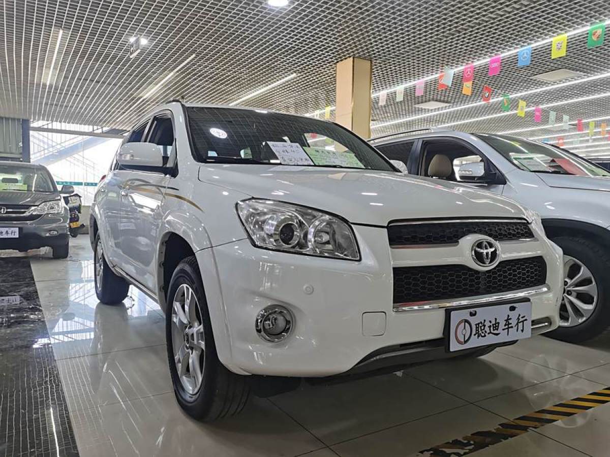 豐田 RAV4榮放  2012款 炫裝版 2.4L 自動(dòng)四驅(qū)豪華圖片