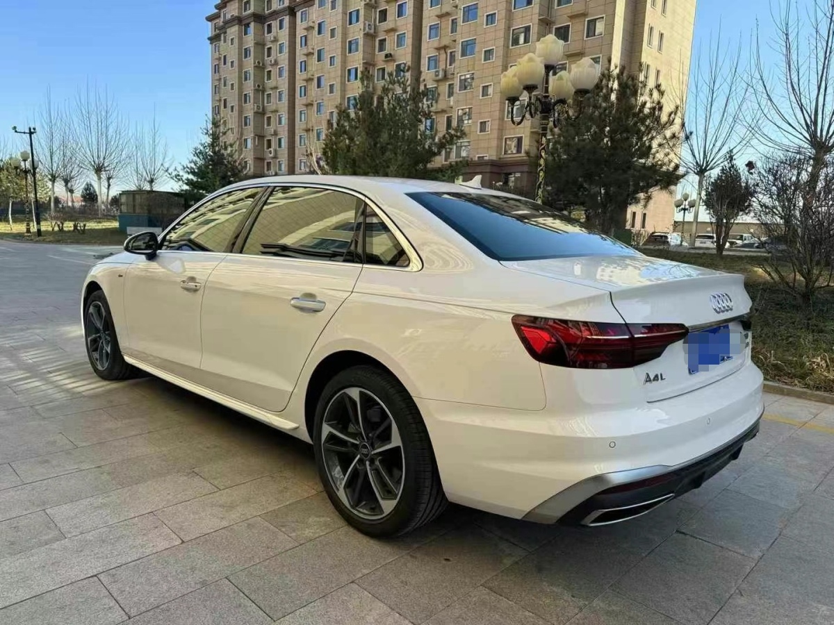 奧迪 奧迪A4L  2023款 40 TFSI 時(shí)尚動(dòng)感型圖片