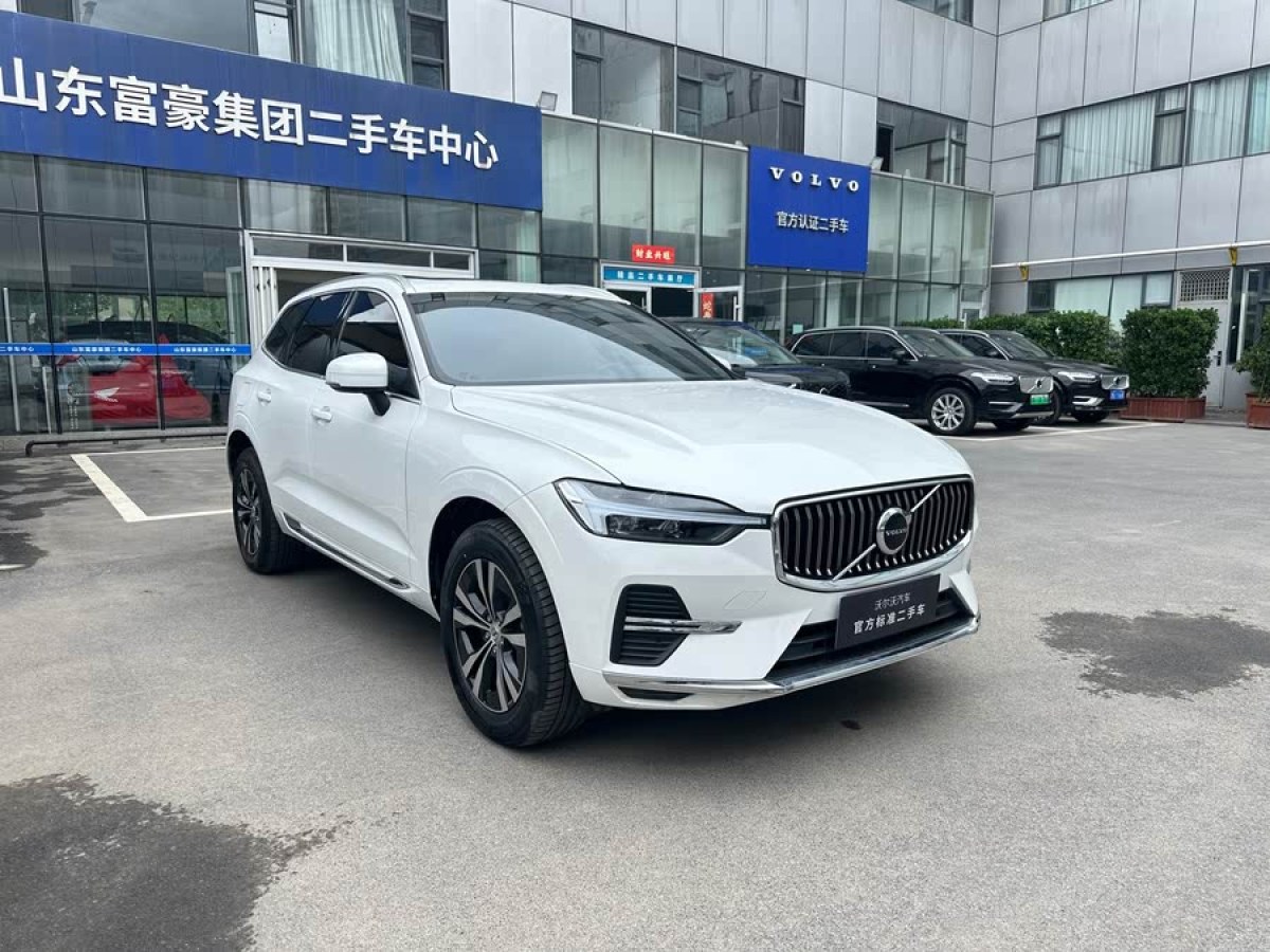 沃爾沃 XC60  2024款 B5 四驅(qū)智逸豪華版圖片