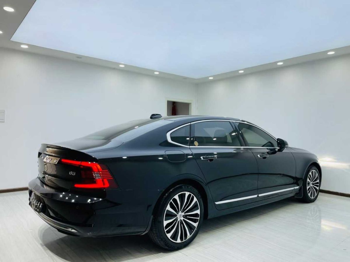 沃爾沃 S90  2022款 B5 智遠(yuǎn)豪華版圖片