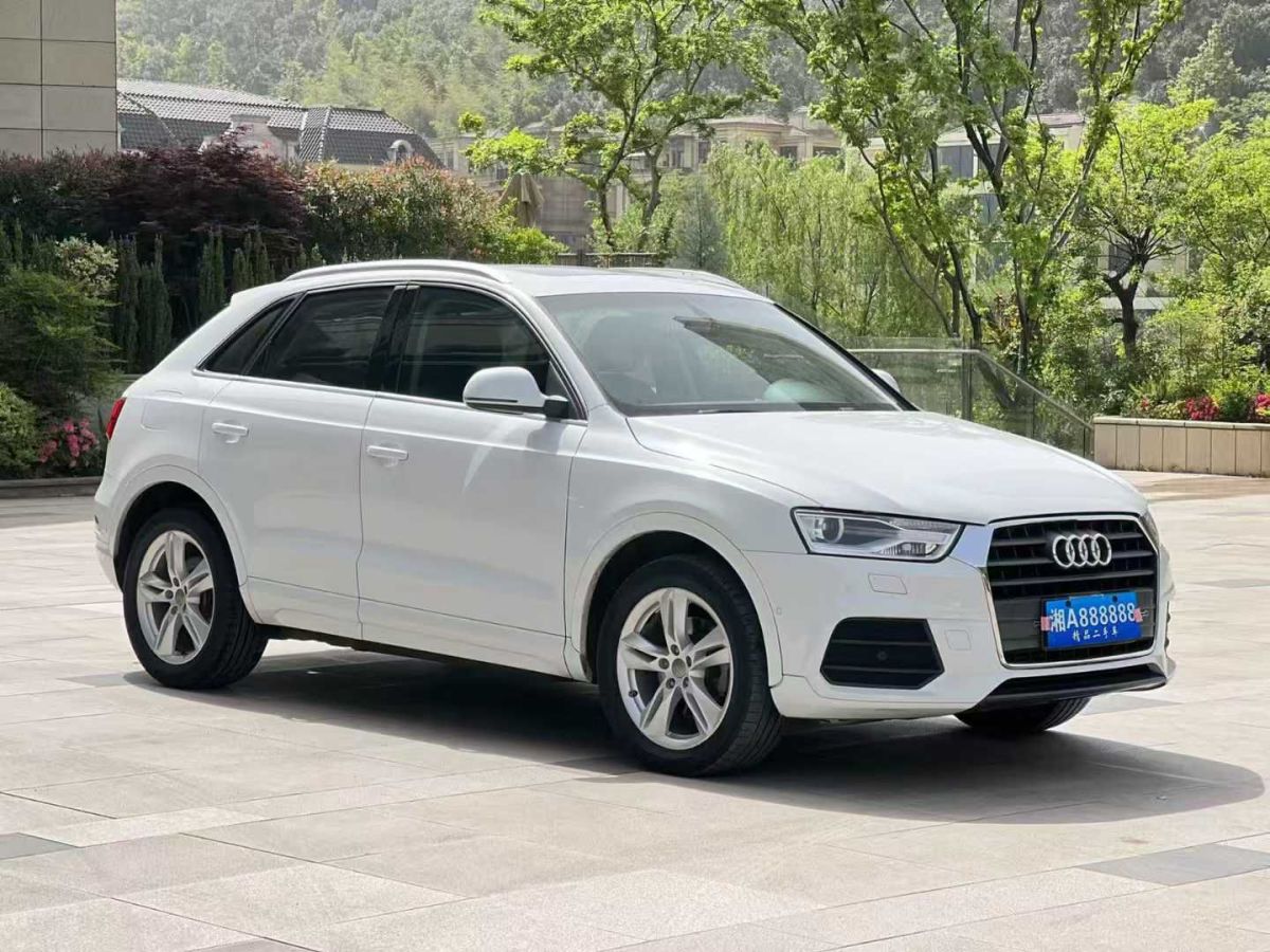 奧迪 奧迪Q3  2016款 30 TFSI 風(fēng)尚型圖片