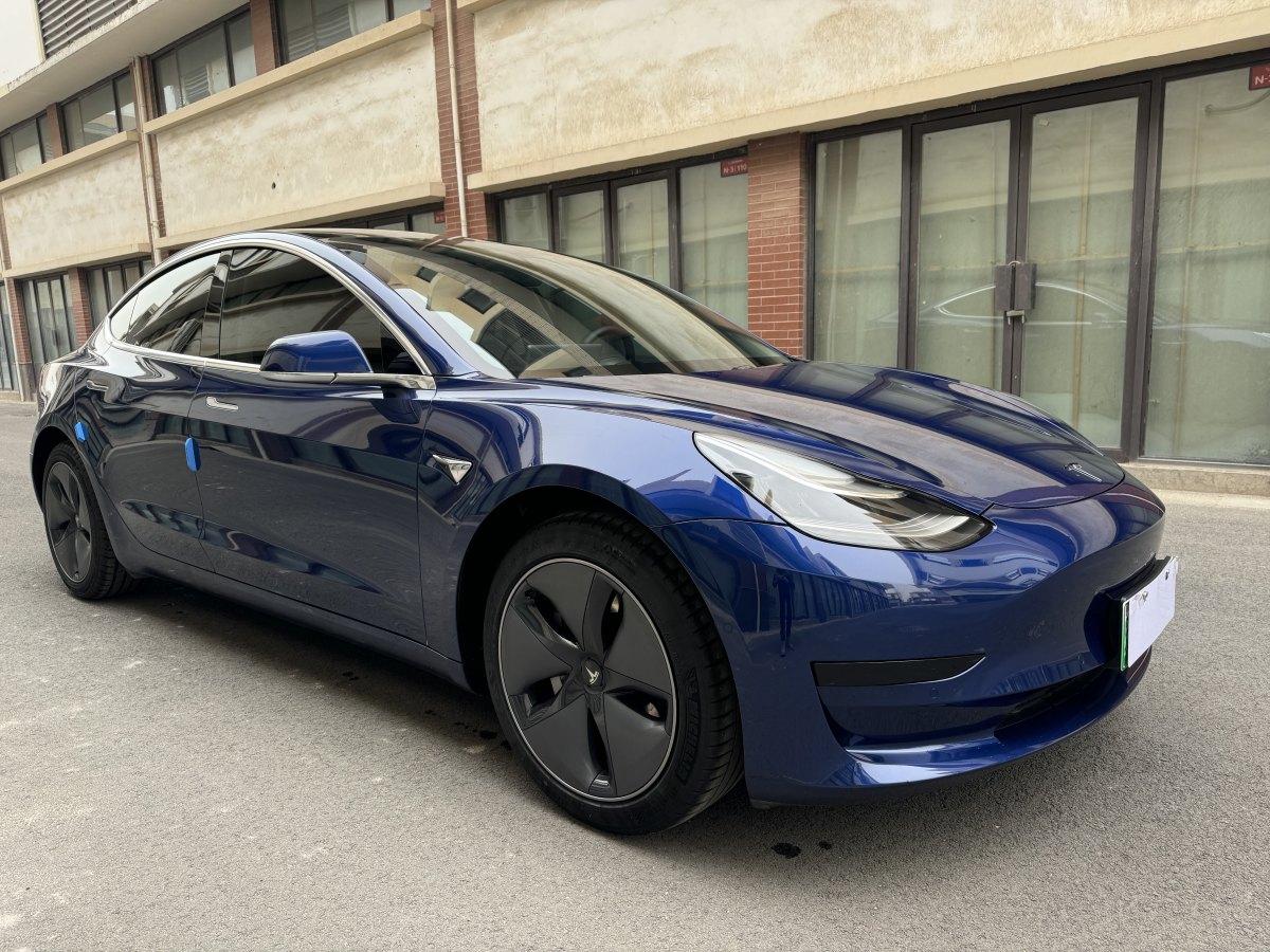 特斯拉 Model 3  2019款 標準續(xù)航后驅(qū)升級版圖片