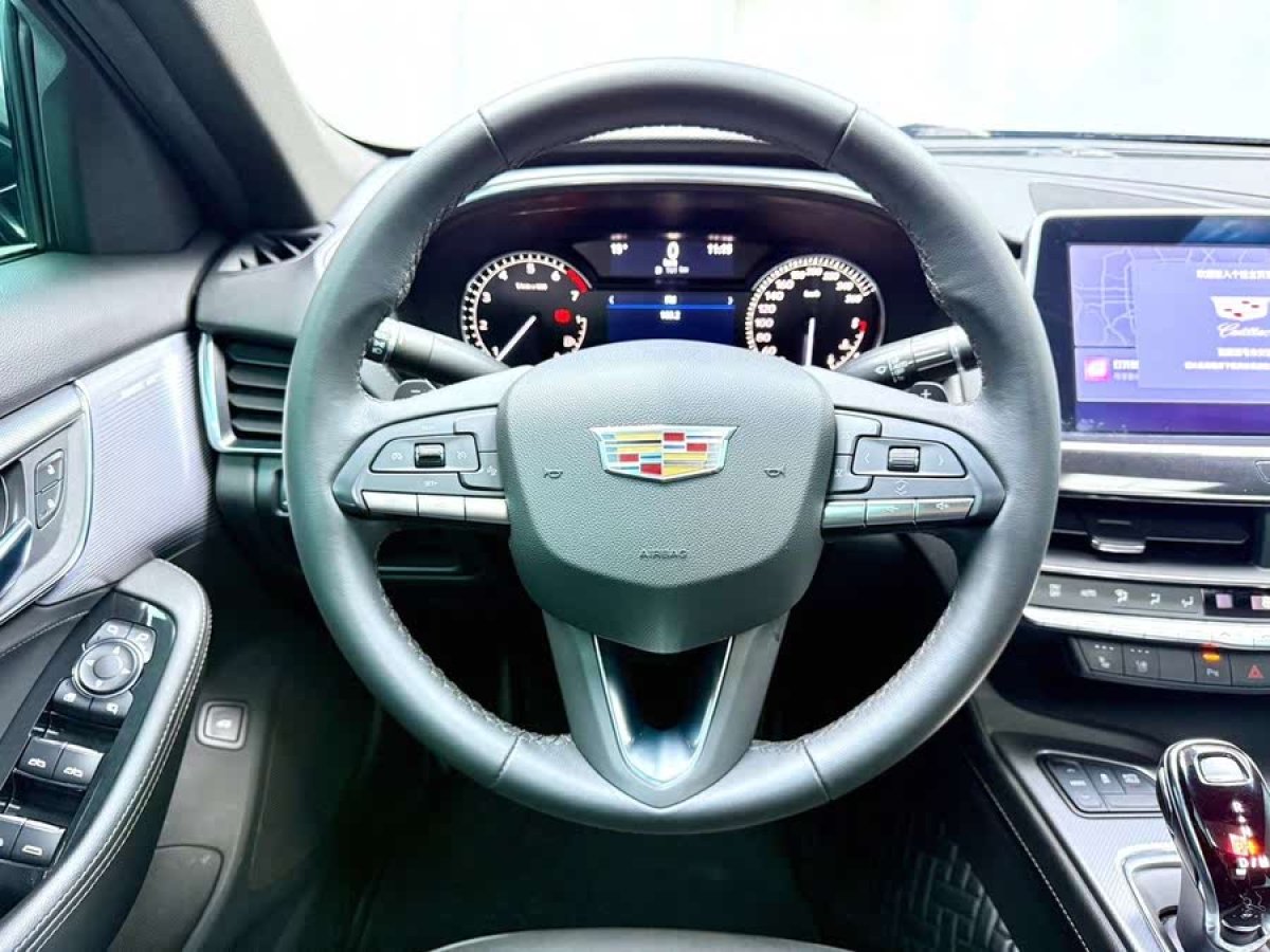 凱迪拉克 CT5  2023款 28T 豪華型（標(biāo)準(zhǔn)版）圖片