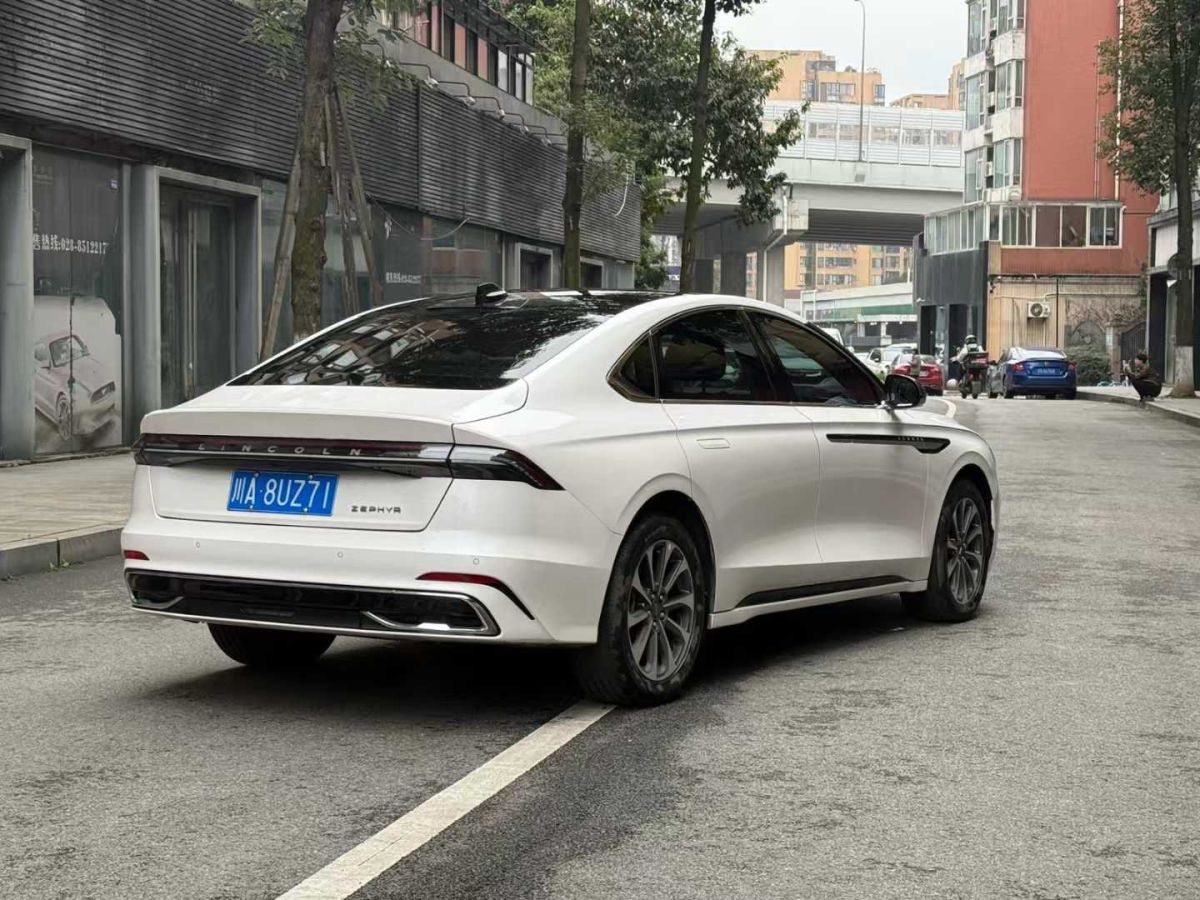 林肯 冒險(xiǎn)家  2023款 2.0T 兩驅(qū)尊雅版圖片