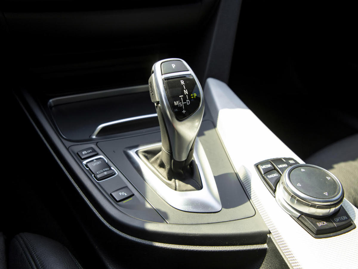 宝马 宝马3系GT  2016款 328i xDrive 设计套装型图片