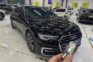 奥迪A6L 奥迪 40 TFSI 豪华动感型