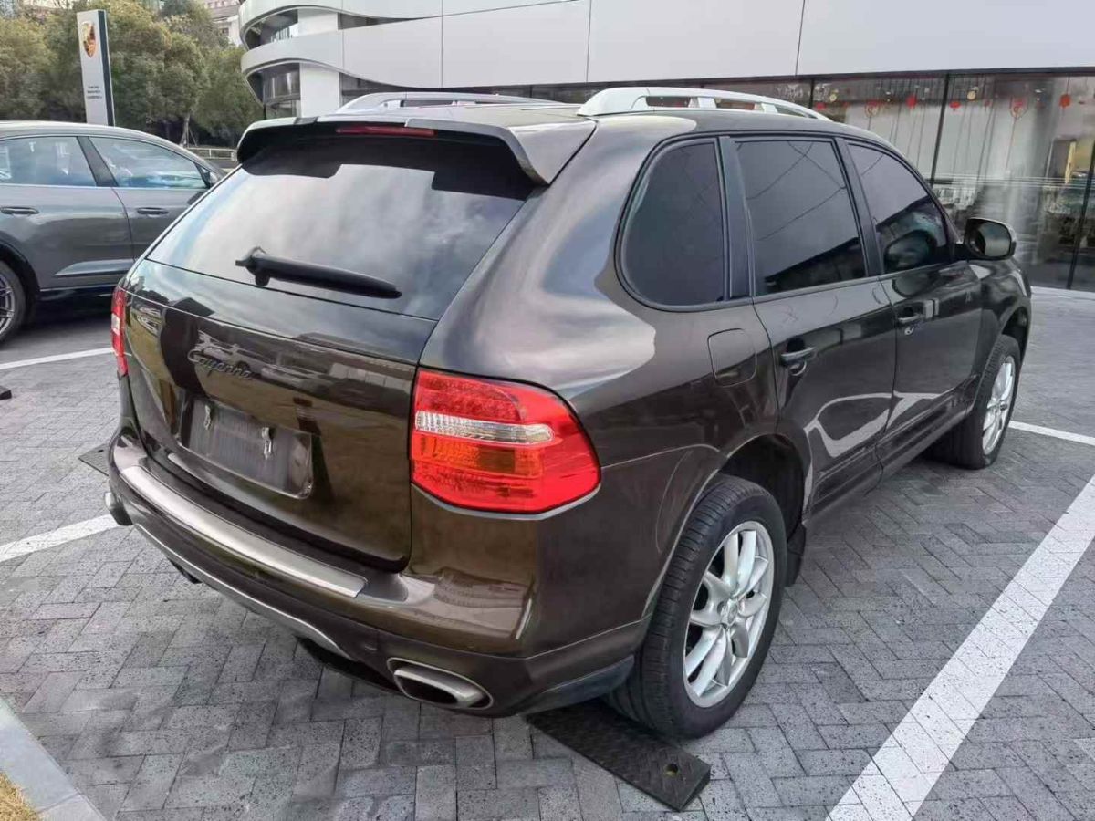 保時(shí)捷 Cayenne  2009款 Cayenne S Transsyberia 4.8L圖片