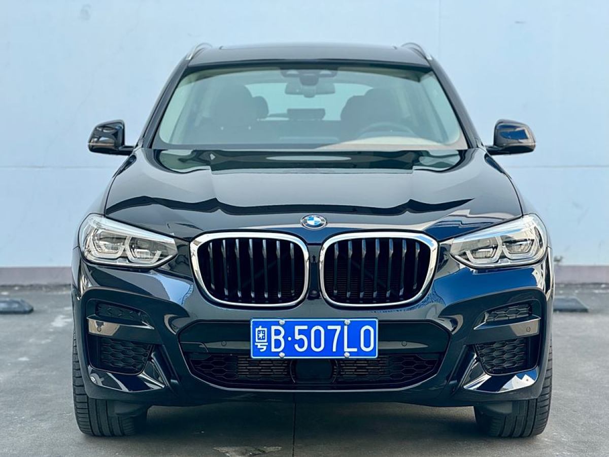 寶馬 寶馬X3  2020款 xDrive30i 領(lǐng)先型 M運(yùn)動(dòng)套裝圖片