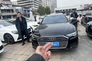 奥迪A6L 奥迪 45 TFSI 臻选动感型