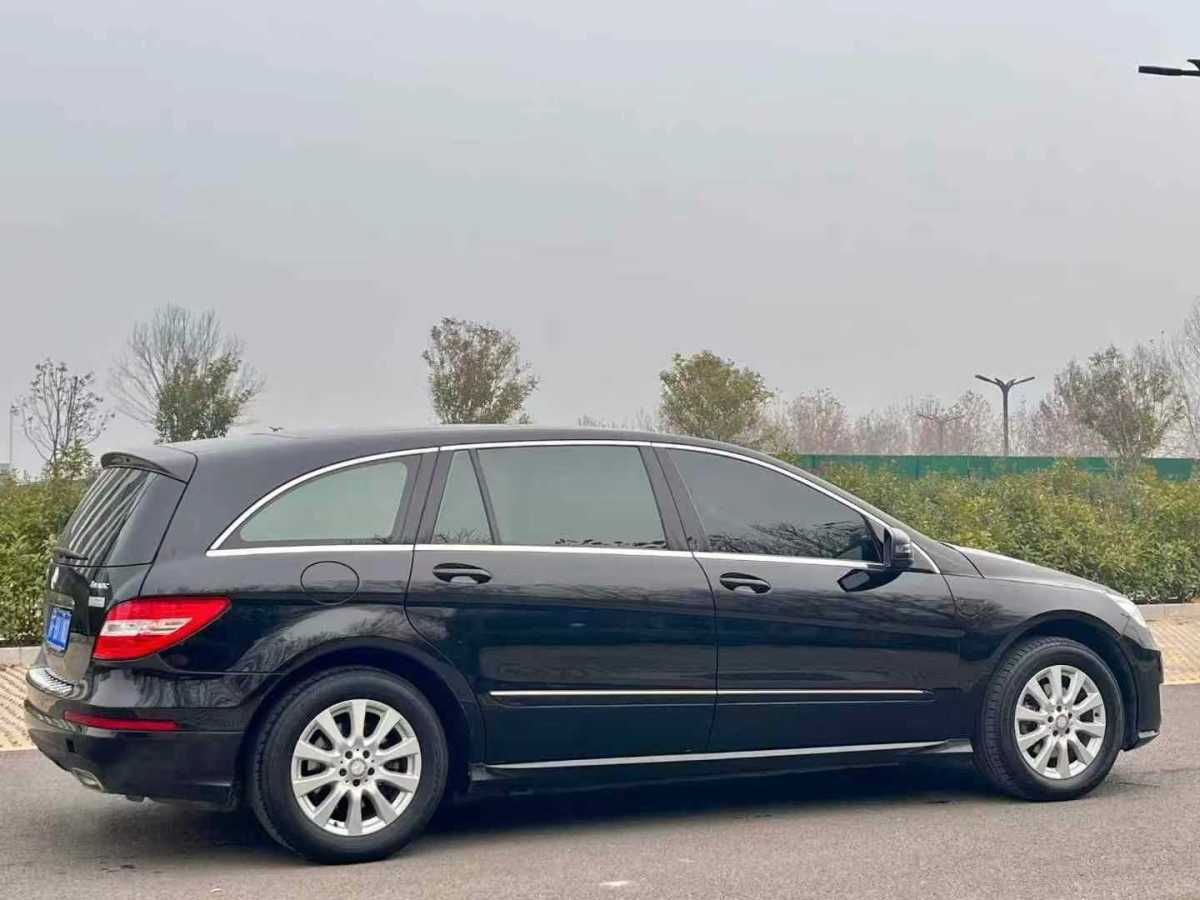 奔馳 奔馳R級(jí)  2015款 R 320 4MATIC 豪華型圖片