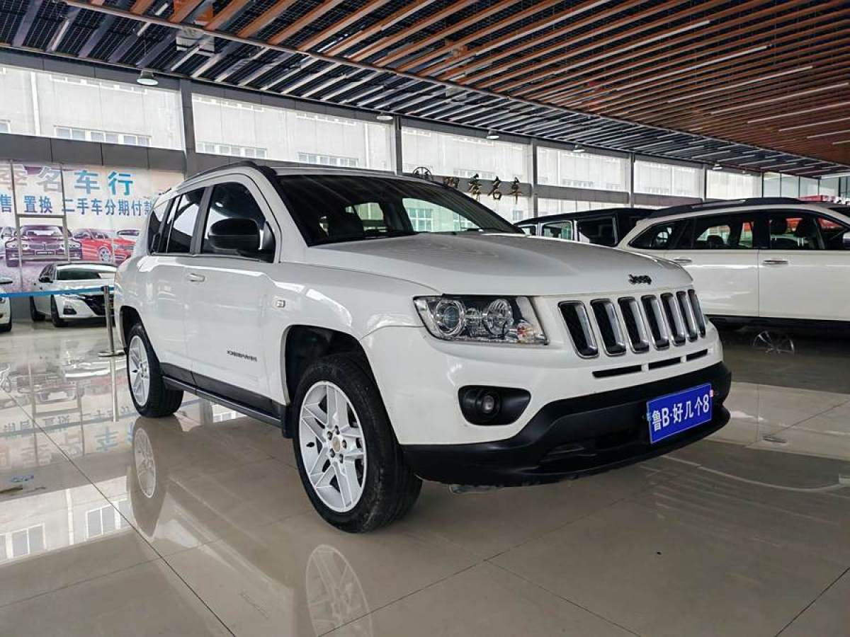 Jeep 指南者  2013款 2.0L 兩驅豪華版圖片