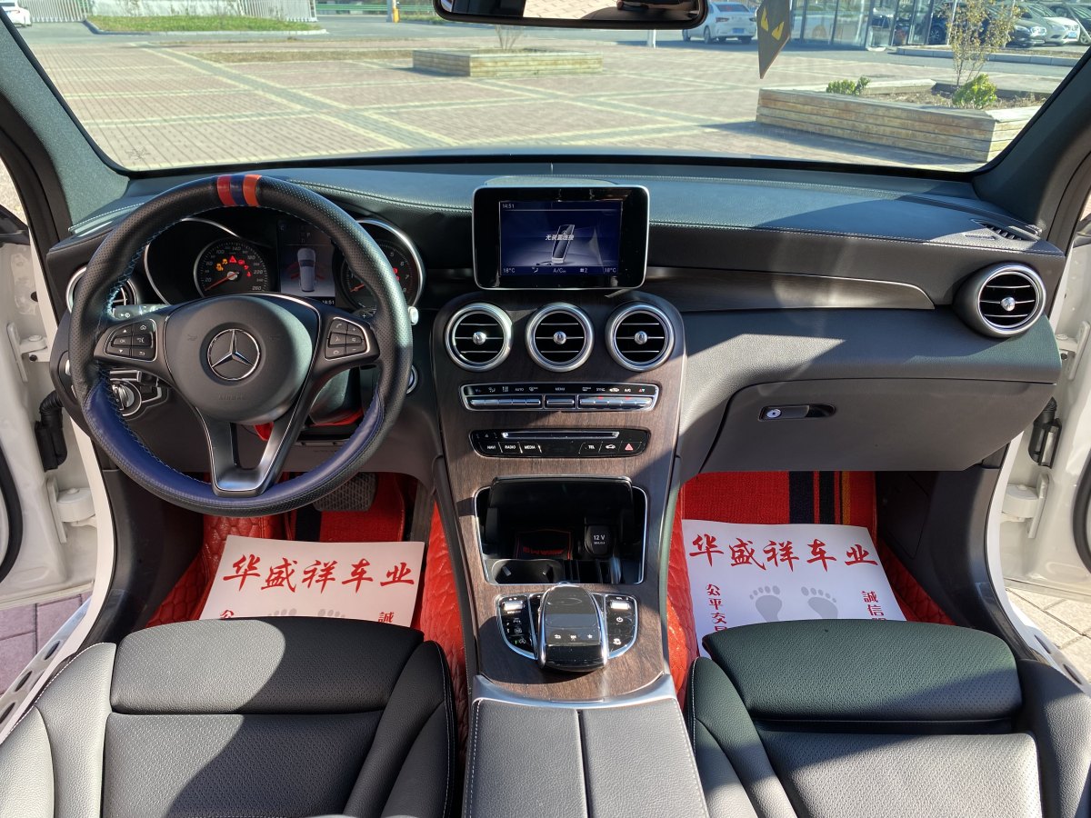 2019年6月奔馳 奔馳GLC  2019款 GLC 260 L 4MATIC 動感型