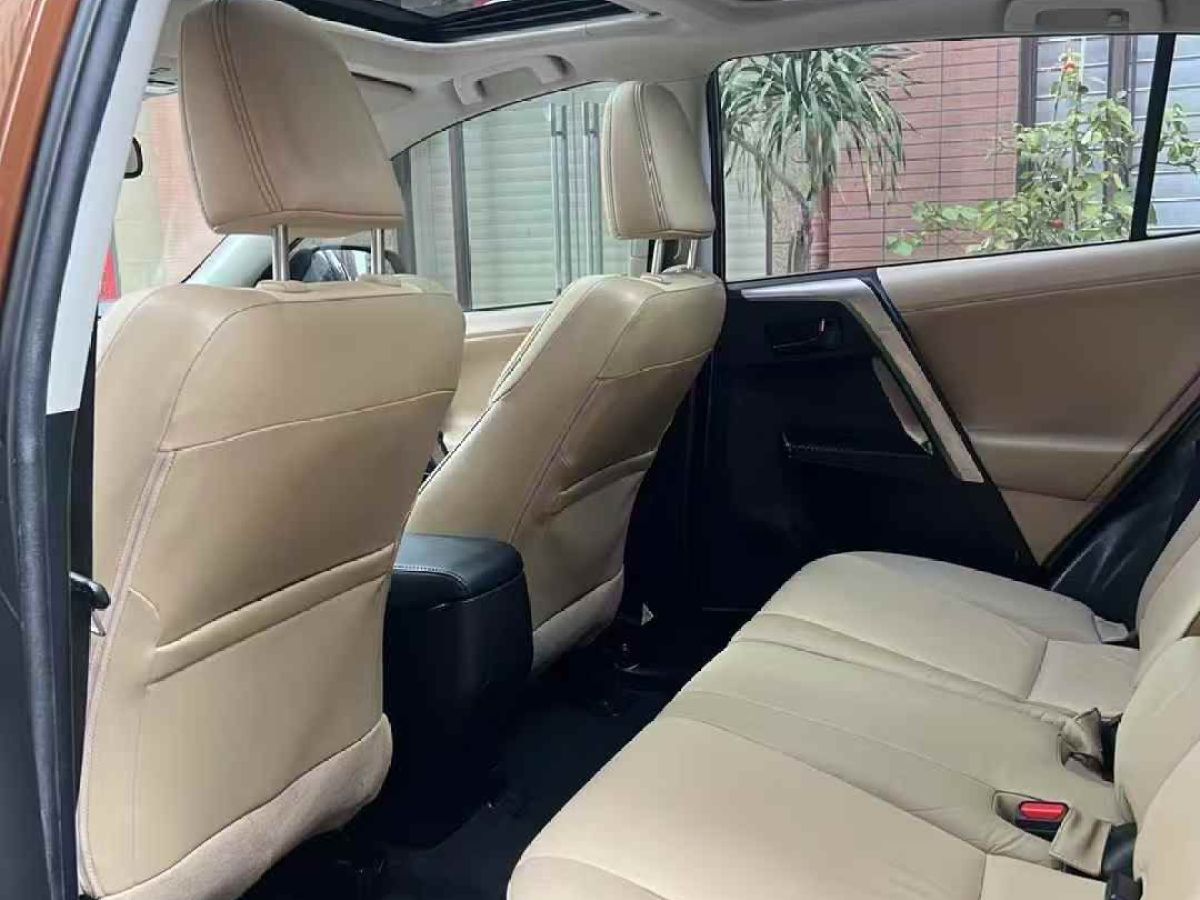 豐田 RAV4榮放 圖片