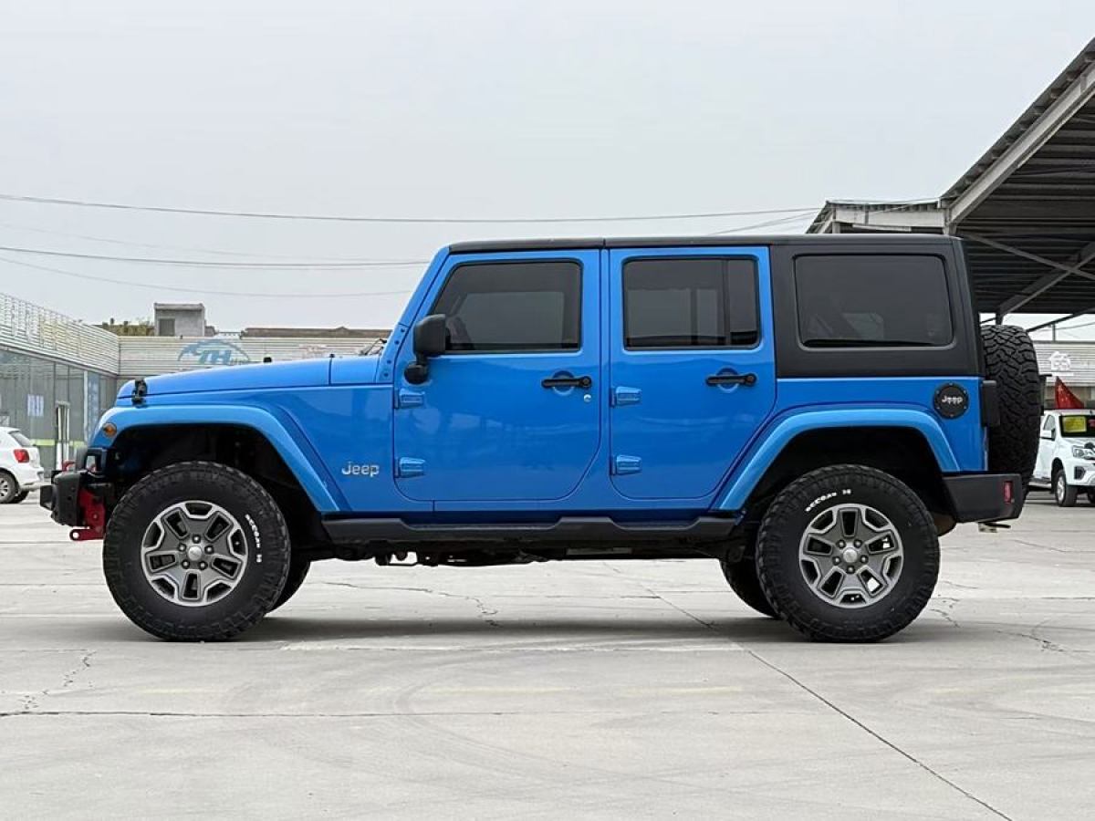 Jeep 牧馬人  2013款 3.6L Sahara 四門版圖片