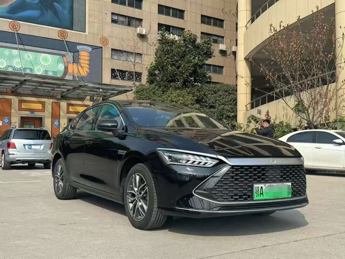 比亞迪 秦PLUS  2023款 冠軍版 DM-i 120KM超越型圖片