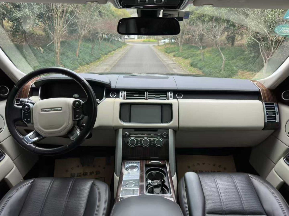 路虎 攬勝  2014款 3.0T V6 SC Vogue SE 創(chuàng)世加長版圖片