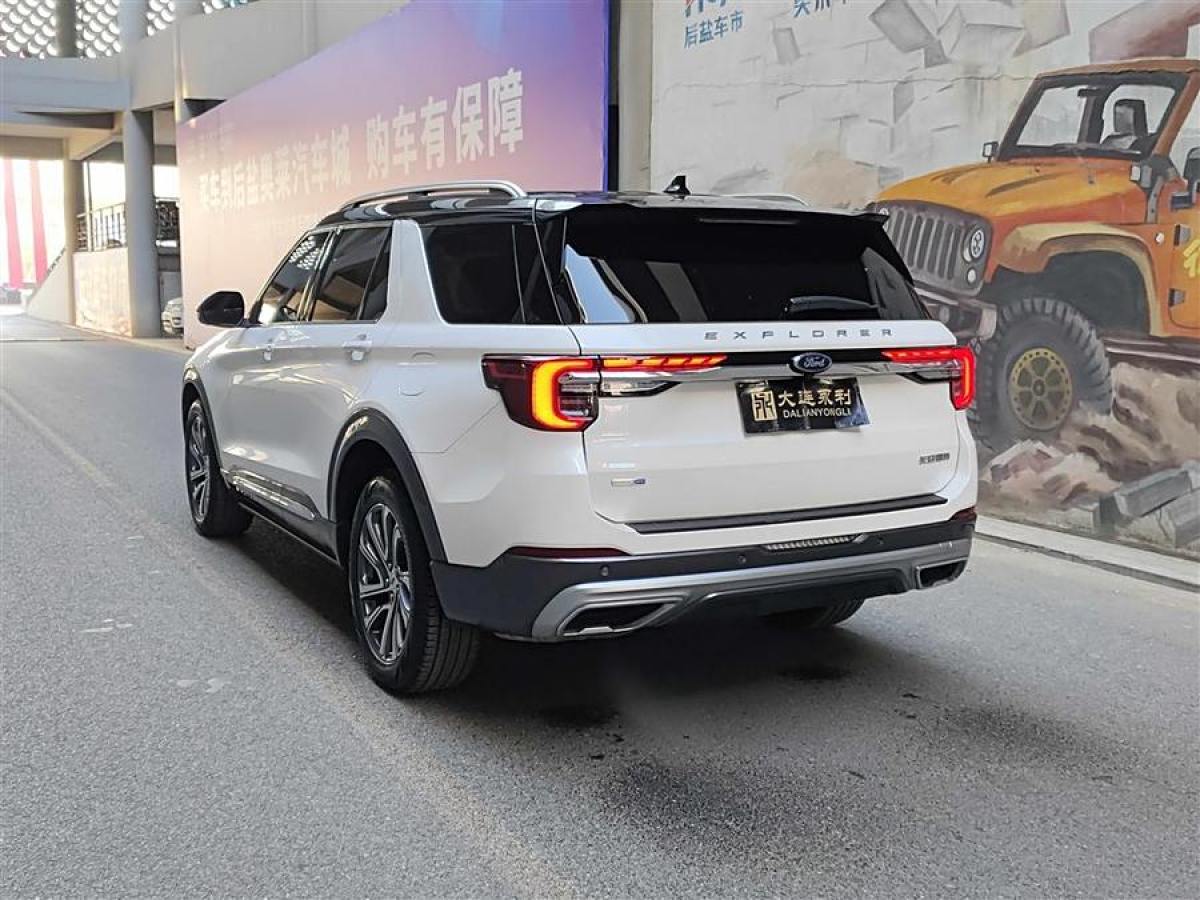 福特 探險(xiǎn)者  2023款 EcoBoost 285 四驅(qū)風(fēng)尚plus版 6座圖片